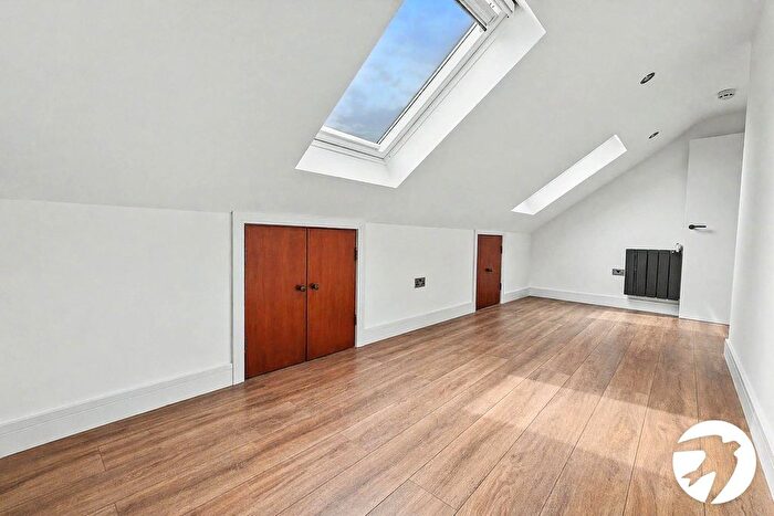 1 Bedroom Flat To Rent In Brook Street, Erith, DA8