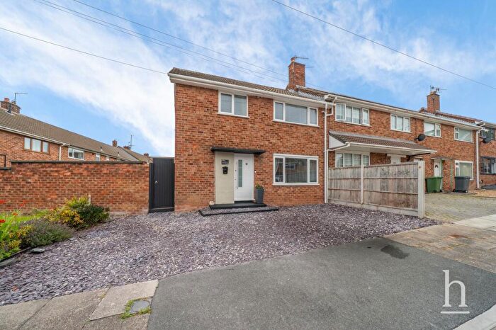 3 Bedroom Semi-Detached House For Sale In Dickens Close, Prenton, CH43