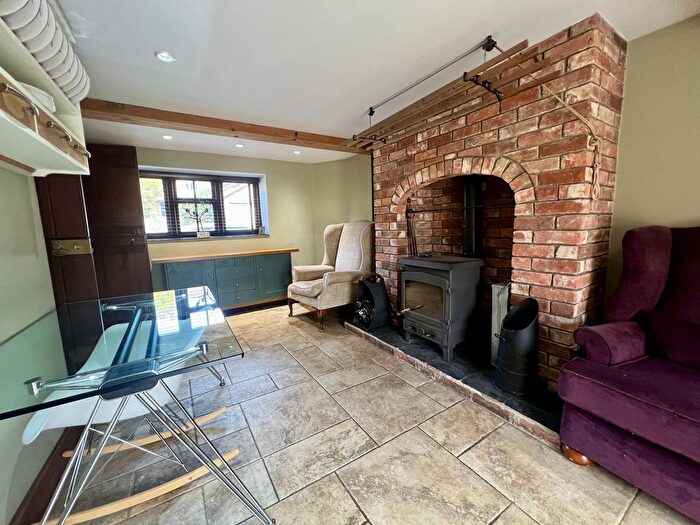2 Bedroom Cottage For Sale In Stubbs Road, Everdon, NN11