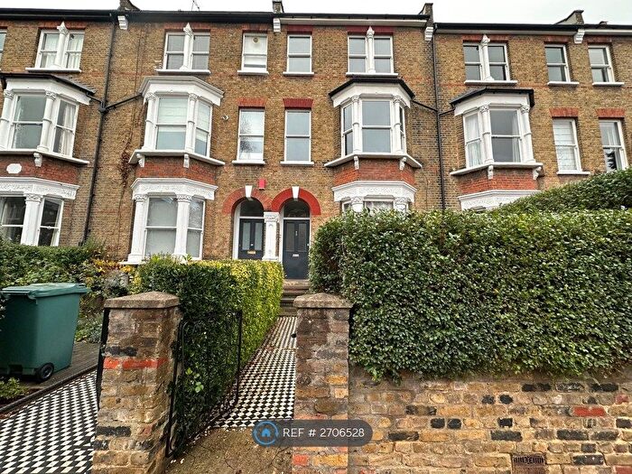 1 Bedroom Flat To Rent In Georges Avenue, London, N7