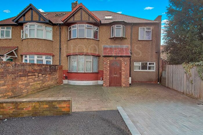 6 Bedroom Semi Detached House For Sale In Kendal Road, London, NW10