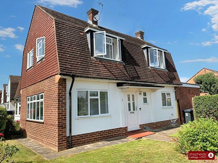 3 Bedroom Semi-Detached House To Rent In Cowper Crescent, Hertford, SG14