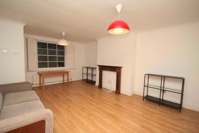 2 Bedroom Flat To Rent In Highbury Hill, Highbury, London, N5