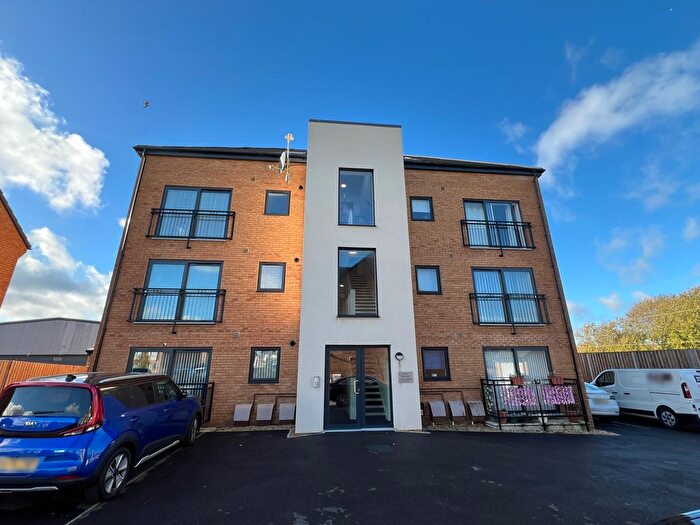 2 Bedroom Flat To Rent In New Dawn Place, Swindon, SN1