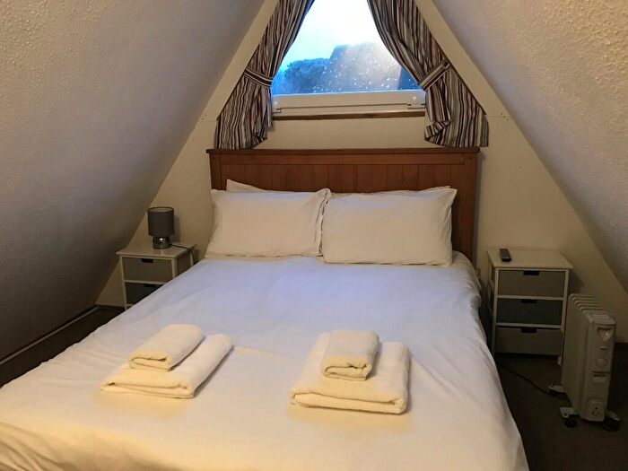 3 Bedroom Chalet For Sale In Kingsdown, Deal, CT14