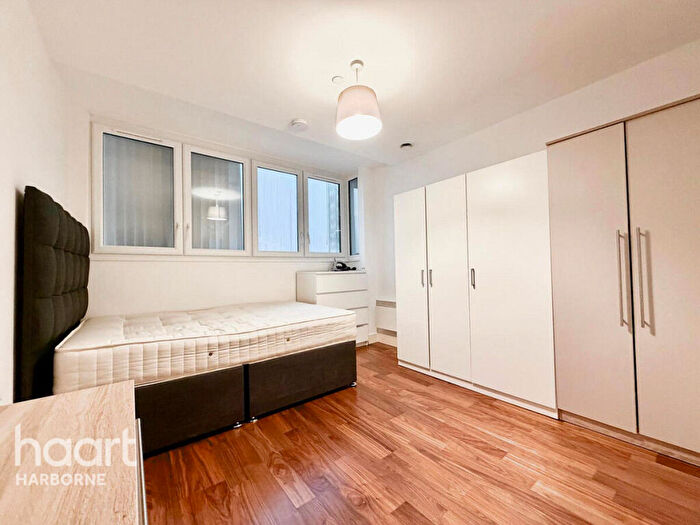 1 Bedroom Apartment To Rent In Metropolitan House, Birmingham, B16