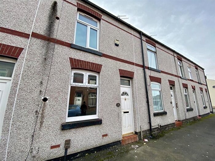 2 Bedroom Terraced House To Rent In Dunstan Street, Bolton, BL2
