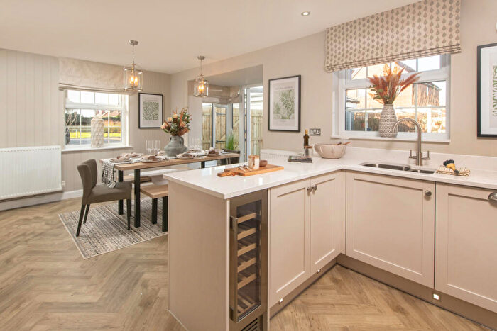 4 Bedroom Detached House For Sale In Bastion Street, Newbury, West Berkshire, RG14