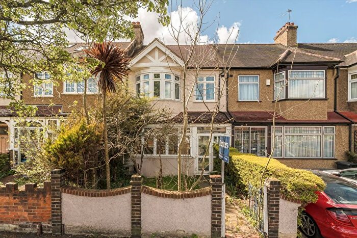 3 Bedroom Terraced House To Rent In The Woodlands, London, SE13