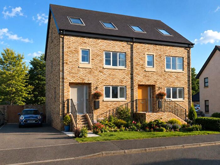 3 Bedroom Semi Detached House For Sale In Colyton, East Devon, EX24