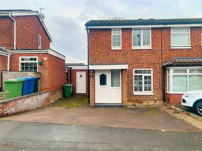 2 Bedroom Semi-Detached House To Rent In Greenlee, Wilnecote, Tamworth, Staffordshire, B77
