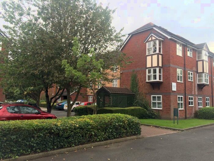 2 Bedroom Flat To Rent In Anthistle Court, Sheader Drive, Salford, Greater Manchester, M5