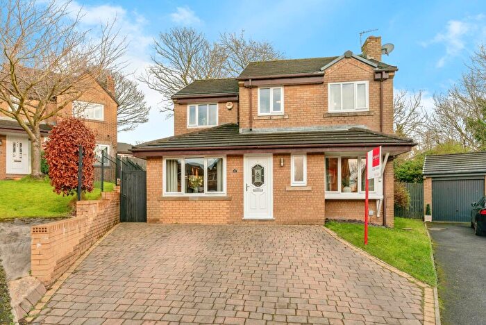 4 Bedroom Detached House For Sale In Rochester Drive, Burnley, Lancashire, BB10