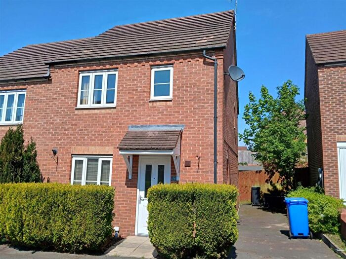 3 Bedroom Semi-Detached House To Rent In Burtree Drive, Norton Heights, Stoke-on-Trent, ST6