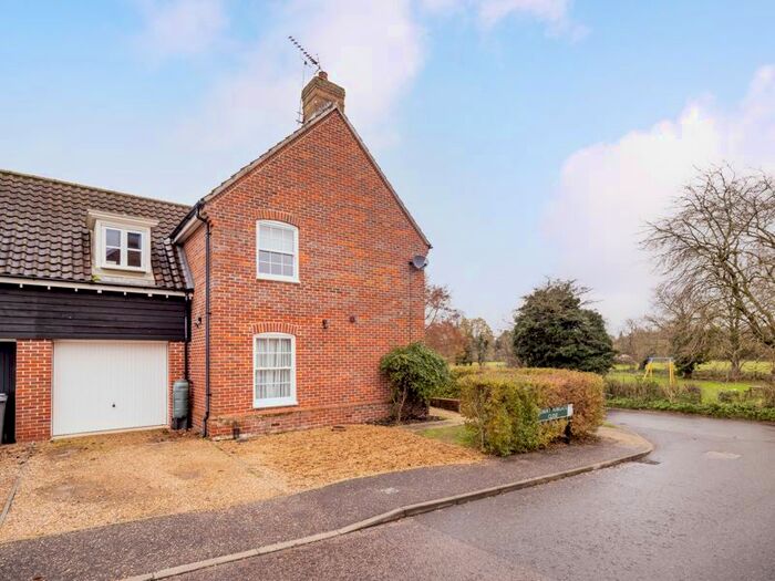 4 Bedroom Detached House For Sale In Riverview, Mill Road, Horstead