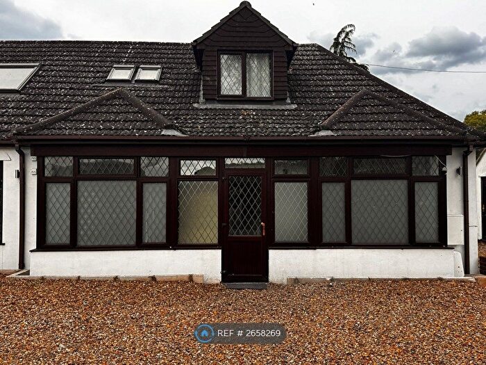 2 Bedroom Maisonette To Rent In Sedge Green, Roydon, CM19