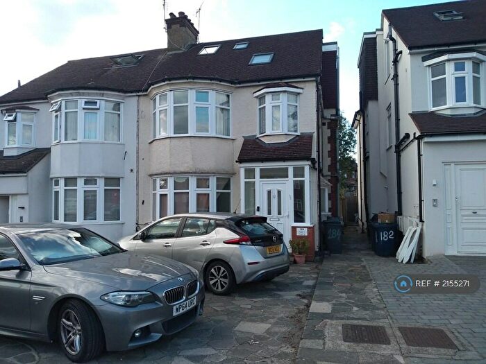 3 Bedroom Maisonette To Rent In Hale Lane, London, HA8