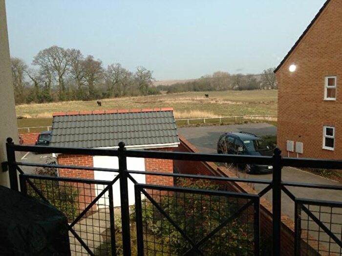 1 Bedroom Flat To Rent In Welbury Road, Hamilton, Leicester, LE5