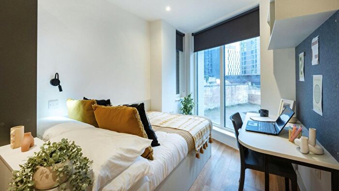 1 Bedroom Flat To Rent In St James Boulevard, Newcastle Upon Tyne, NE4