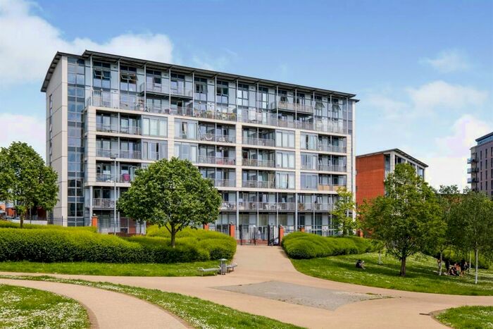 1 Bedroom Apartment To Rent In Langley Walk, Birmingham, B15