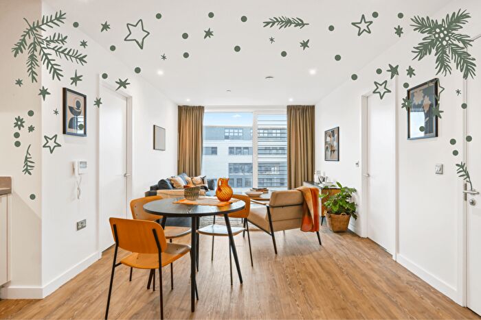 2 Bedroom Flat To Rent In The Kell, Gillingham Gate Road, Gillingham, ME4