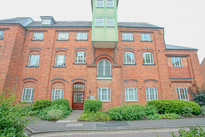 2 Bedroom Apartment To Rent In George Morland House, Abingdon, OX14
