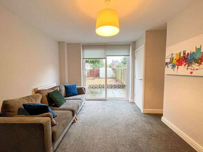 4 Bedroom House To Rent In Claverham Road, Fishponds, Bristol, BS16