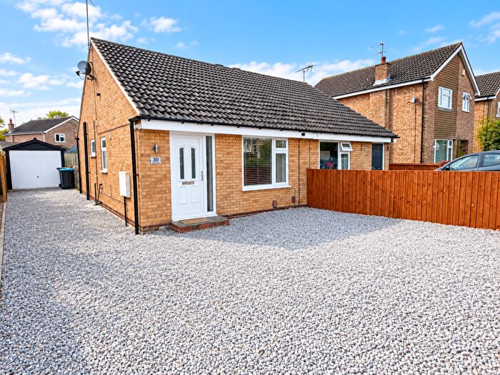2 Bedroom Bungalow For Sale In Littondale Avenue, Knaresborough, North Yorkshire, HG5