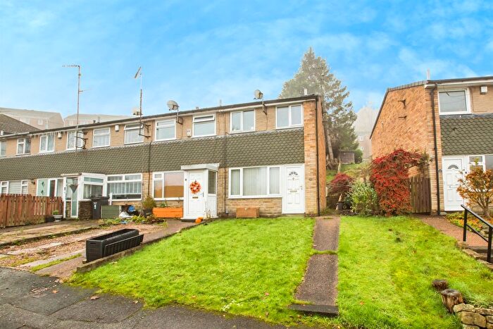 2 Bedroom End Terrace House For Sale In Langdale Crescent, Halifax, HX2
