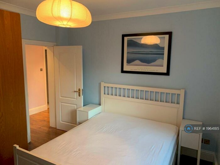 1 Bedroom Flat To Rent In Mortimer Crescent, London, NW6