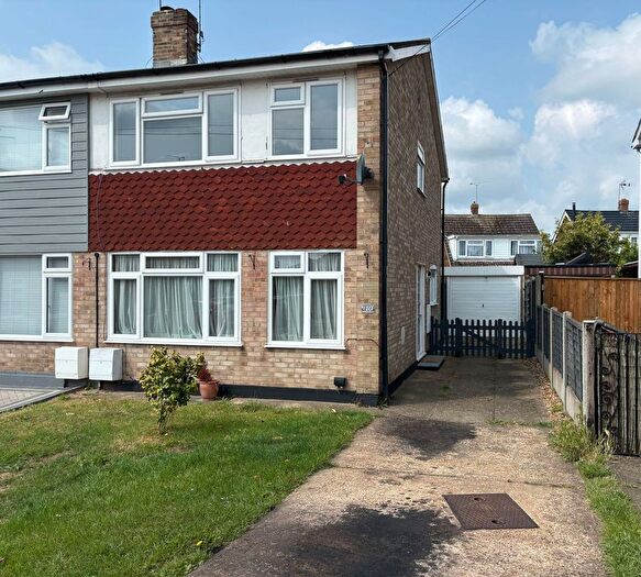 3 Bedroom Semi-Detached House For Sale In Worcester Close, Mayland, Chelmsford, CM3