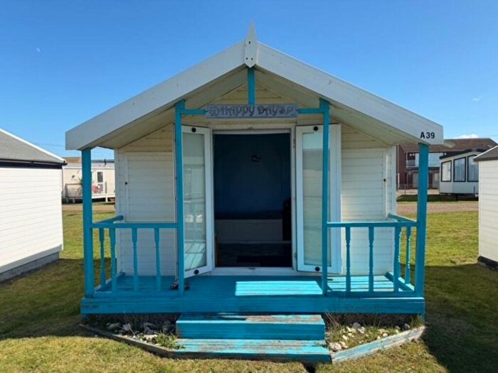 Park Home For Sale In South Beach Road, Hunstanton, PE36