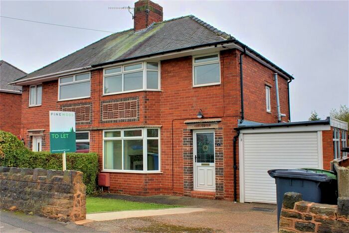 3 Bedroom Semi-Detached House To Rent In Highbury Road, Newbold, Chesterfield, Derbyshire, S41