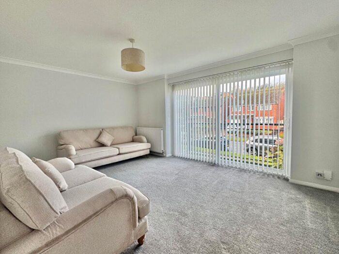 2 Bedroom Maisonette For Sale In Enbrook Road, Sandgate, CT20