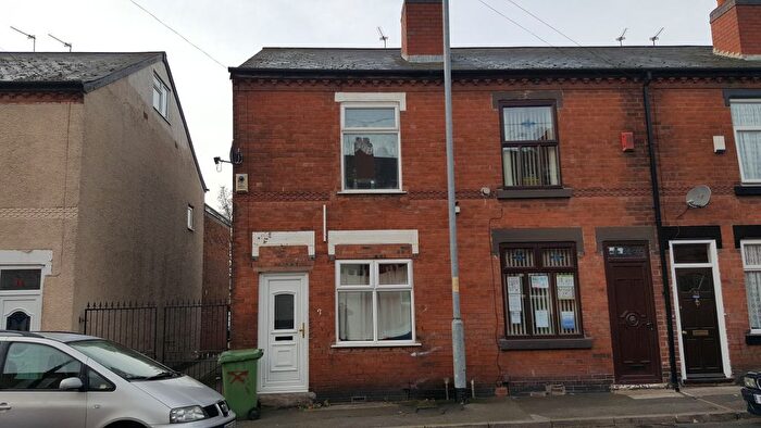 3 Bedroom Terraced House To Rent In Cairns Street, Walsall, WS2
