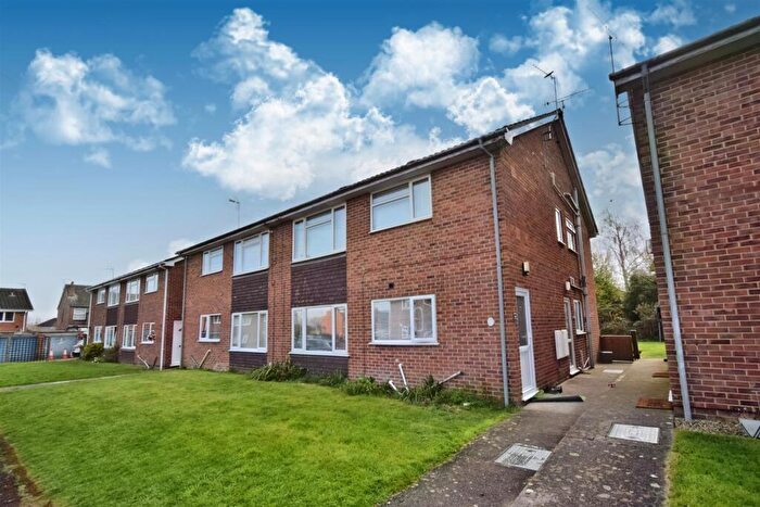2 Bedroom Maisonette To Rent In Crypt Court, Tuffley, GL4