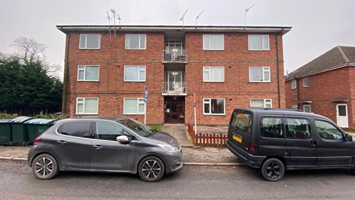 2 Bedroom Flat To Rent In Sunbury Road, Toll Bar End, Coventry, CV3