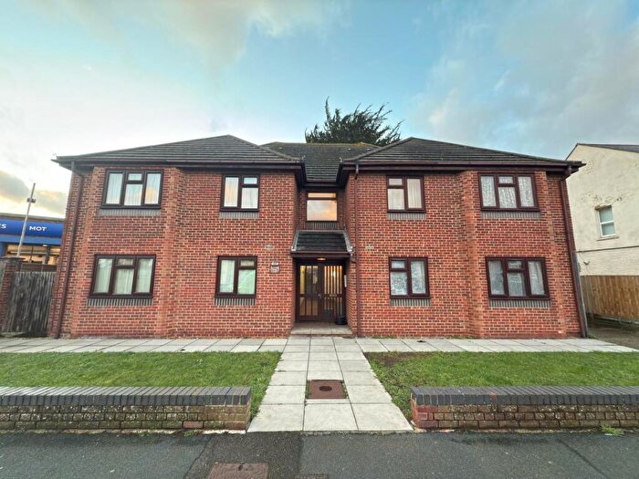 1 Bedroom Flat To Rent In The Crossways, Gosport, PO12