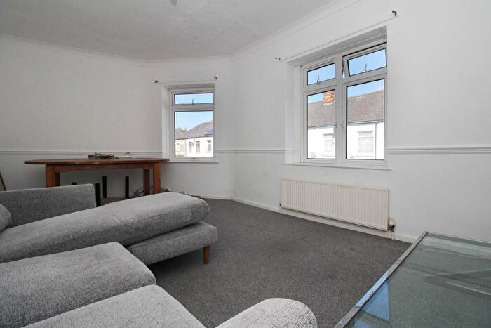 2 Bedroom Apartment To Rent In Barry Road, Barry., CF63