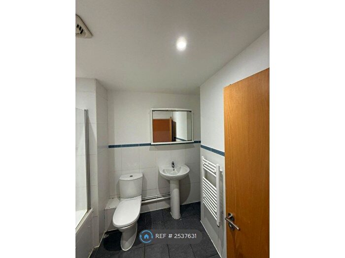 1 Bedroom Flat To Rent In Lord Street, Southport, PR9
