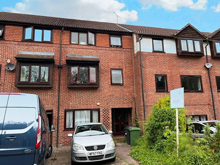 1 Bedroom Property To Rent In Honeysuckle Close, Winchester, SO22