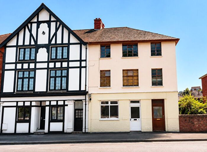 2 Bedroom Flat For Sale In Parkhouse Road, Minehead, Somerset, TA24