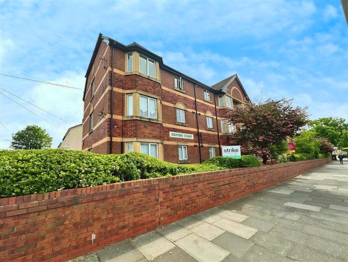 2 Bedroom Apartment To Rent In Oxford Court, Oxford Road, Waterloo, L22
