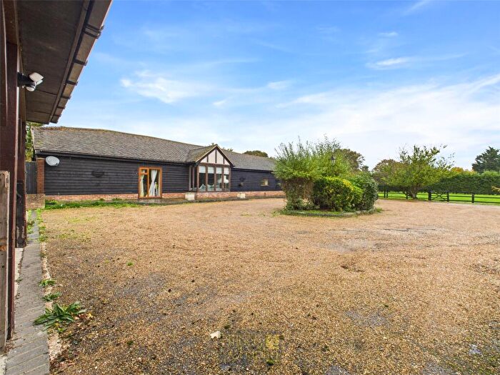 4 Bedroom Bungalow For Sale In Ashwells Road, Pilgrims Hatch, Brentwood, Essex, CM15