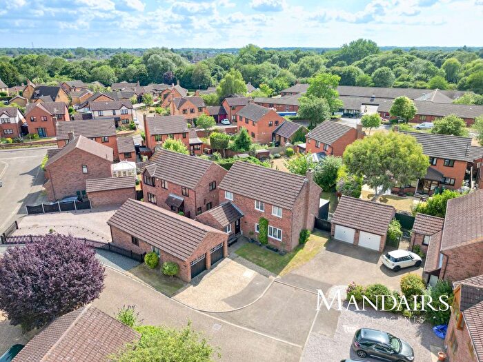 4 Bedroom Detached House For Sale In Thornemead, Werrington, Peterborough, PE4