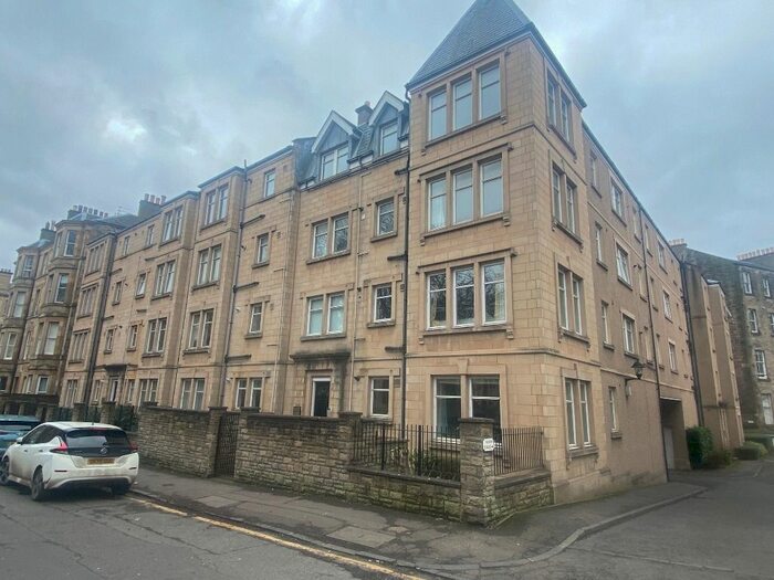 3 Bedroom Flat To Rent In Lauriston Gardens, Meadows, Edinburgh, EH3