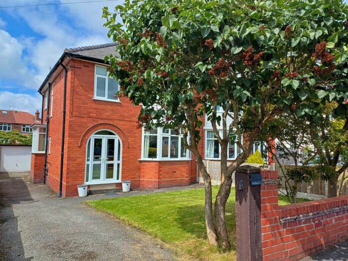 3 Bedroom Semi-Detached House To Rent In Shavington Ave, Hoole, CH2