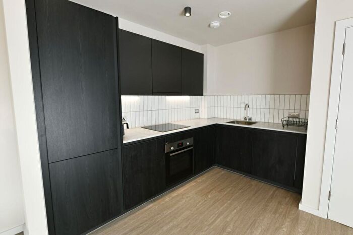2 Bedroom Apartment To Rent In Castlefield, Manchester, M15