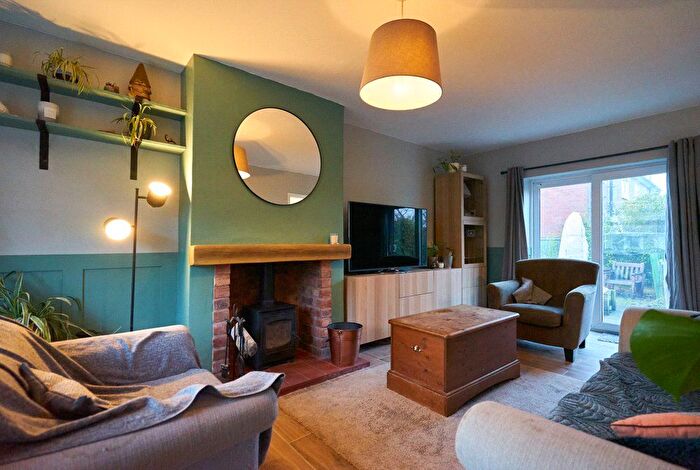 2 Bedroom End Of Terrace House For Sale In Bower Crescent, Stretton, Warrington, Cheshire, WA4
