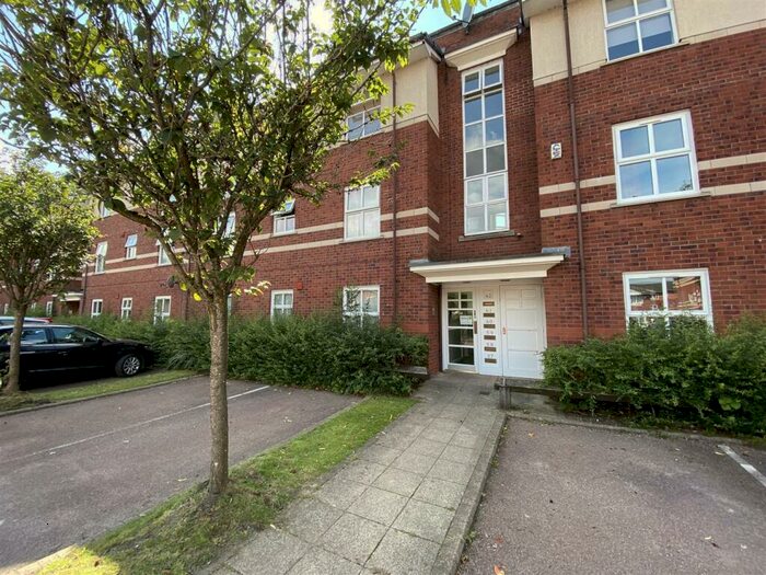 2 Bedroom Apartment To Rent In Linen Court, Salford, M3